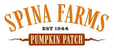 Dinosaurios y calabazas en Spina Farms Pumpkin Patch