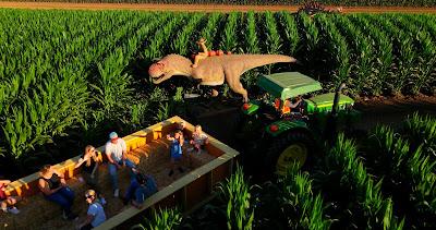 Dinosaurios y calabazas en Spina Farms Pumpkin Patch Dinosaurios y calabazas en Spina Farms Pumpkin Patch