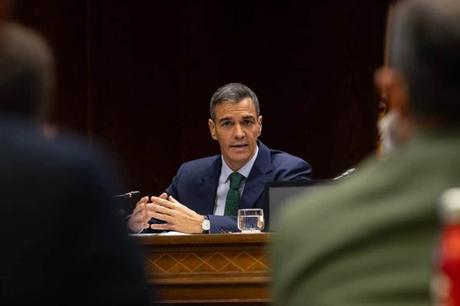 Sánchez dice que sale «contento» tras las cinco horas de interrogatorio y Bolaños habla de «tremendo bluf» del PP Sánchez dice que sale «contento» tras las cinco horas de interrogatorio y Bolaños habla de «tremendo bluf» del PP