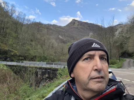 La Muela-Torones-Picu la Carba-El Castieḷḷu-Naveo