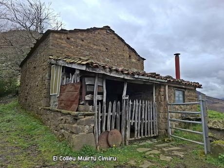 La Muela-Torones-Picu la Carba-El Castieḷḷu-Naveo