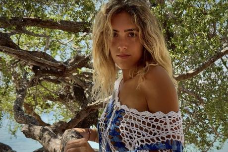 ‘Miente’; la dulce mentira que Seytha convierte en canción