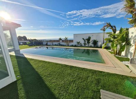 Construcción de piscinas y diseño exterior; Piscinas Castellón marca tendencia nacional Construcción de piscinas y diseño exterior; Piscinas Castellón marca tendencia nacional