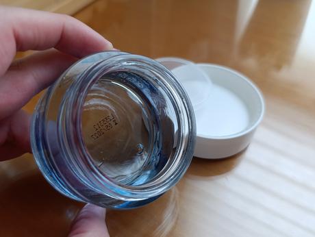 Gel de ácido hialurónico de Deliplus en envase azul, edición 2025