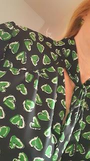 CON CORAZONES VERDES CON CORAZONES VERDES