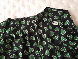 CON CORAZONES VERDES CON CORAZONES VERDES