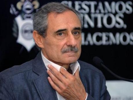 De técnicos, renuncias e indemnizaciones..