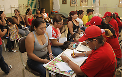 Misiones: Hijos de Venezuela ha registrado 1 millón 134 mil madres y En Amor Mayor 1 millón 107 mil adultos mayores.