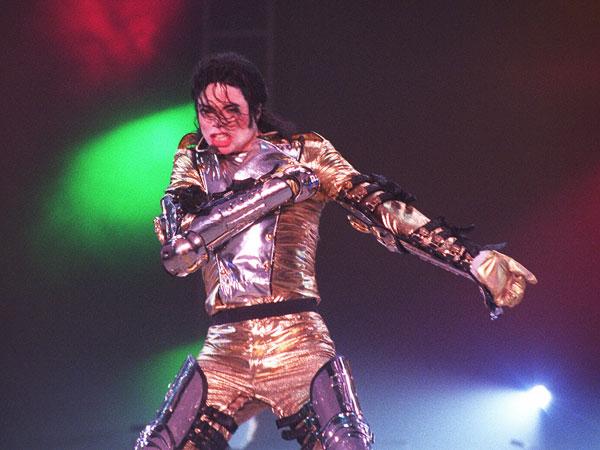 LADRONES PROFESIONALES: Roban canciones inéditas de Michael Jackson
