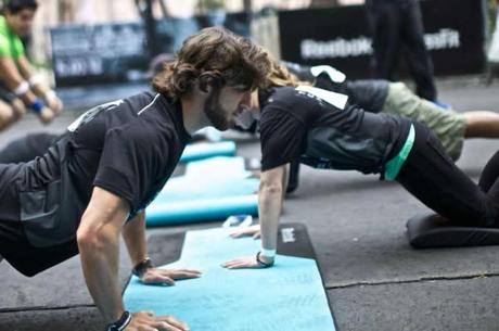 425643_360943917273489_156499227717960_1134673_1626500009_n Exhibición de Reebok Crossfit