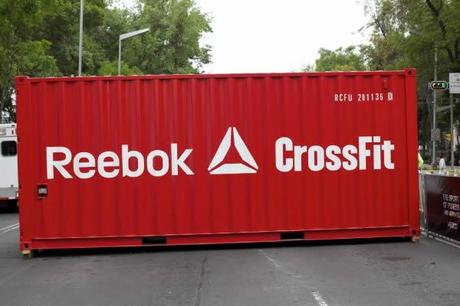 416956_360943517273529_156499227717960_1134663_1895794293_n Exhibición de Reebok Crossfit