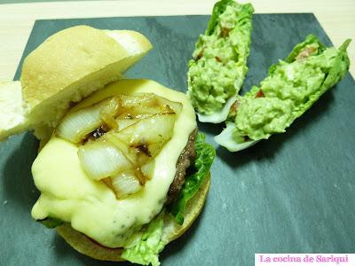 Sonrisas y lágrimas con una hamburguesa a las mías hierbas