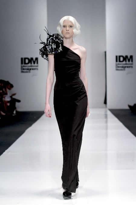 “Mi cuerpo es mi escultura”colección que marca el regreso de  Guillermo León