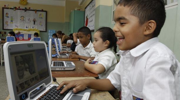 En Cojedes; Proyecto Canaima entregará 15 mil computadoras a niños