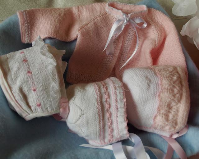 Chaquetas y Capotas... en rosa y blanco