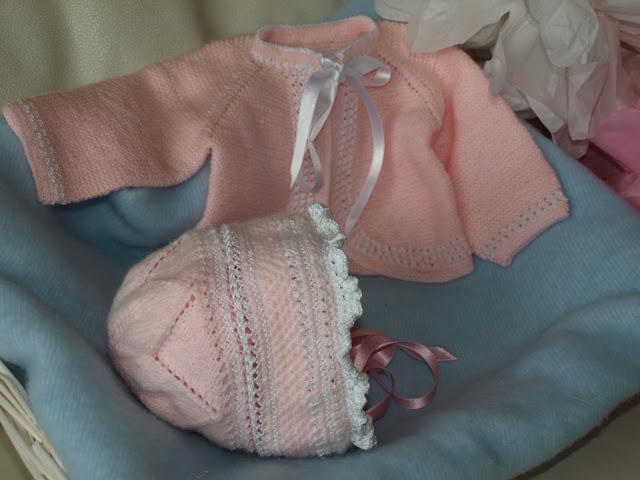 Chaquetas y Capotas... en rosa y blanco