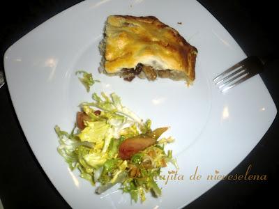 Empanada de bacalao con mermelada de cebolla