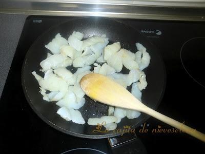Empanada de bacalao con mermelada de cebolla