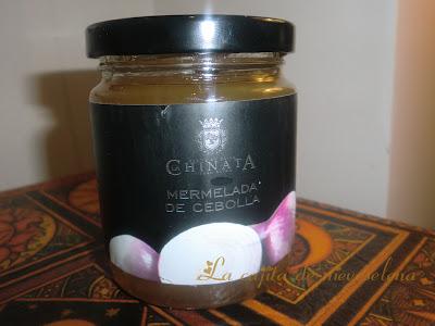 Empanada de bacalao con mermelada de cebolla