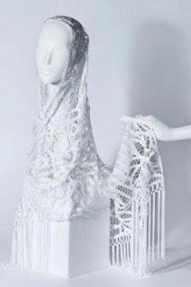 YolanCris lanza su primera colección de complementos para novia