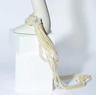 YolanCris lanza su primera colección de complementos para novia