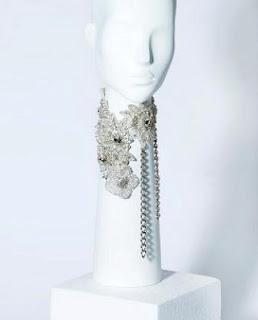 YolanCris lanza su primera colección de complementos para novia