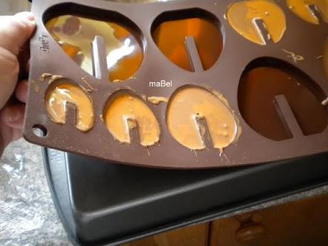 Huevo de chocolate crocante en 3D