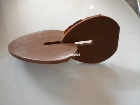 Huevo de chocolate crocante en 3D