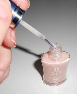 Elisabeth Llorca: Uñas