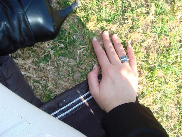 Sábado en Gris y Negro.