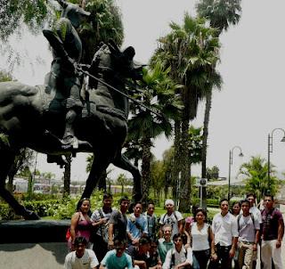 VISITA AL CONVENTO DE SANTO DOMINGO Y AL PARQUE DE LA MURALLA DE LIMA