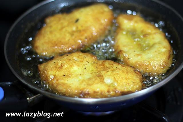 Cómo hacer torrijas caseras. Cuatro recetas de torrijas paso a paso