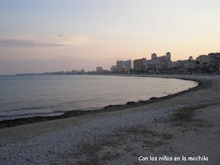 La playa de muchavista de El Campello (Alicante)
