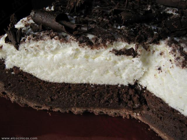 Tarta de nata y chocolate al estilo Missisippi