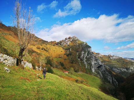 Cabeza L'Arcu desde Caleao Pradería de la majada