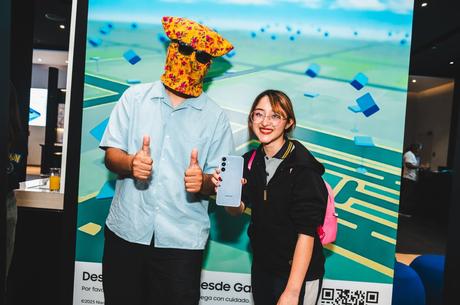 Fans de PokémonGo destacan inédita alianza con Samsung