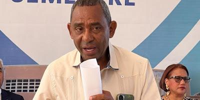 Suspensión docencia UASD Barahona por agua y lodo de aguaceros. Suspensión docencia UASD Barahona por agua y lodo de aguaceros.