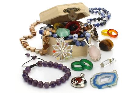 UniArt Minerales ofrece una amplia colección de piedras semipreciosas online con envío inmediato