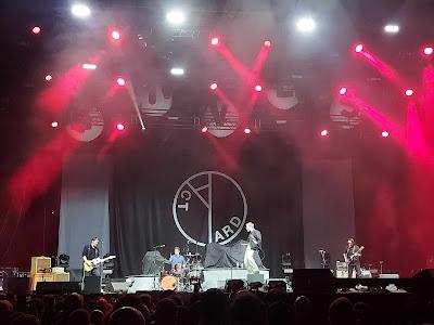 Concierto The Hives + Yard Act, Madrid, Movistar Arena, 2-11-2025. Concierto The Hives + Yard Act, Madrid, Movistar Arena, 2-11-2025.