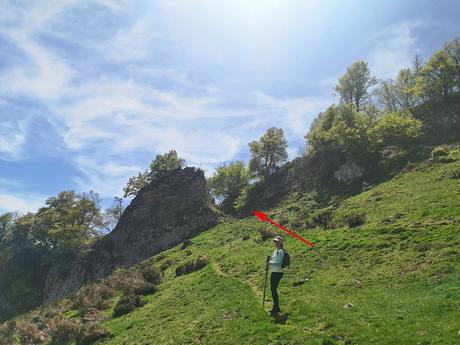 Sendero desde Brañadosu