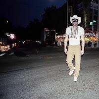 Orville Peck estrena Drift Away como adelanto de Appaloosa