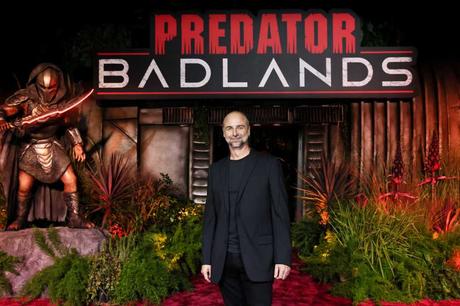 El elenco y los realizadores de Depredador: Tierras Savajes conquistan Hollywood en la Premiere de Estados Unidos