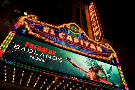 El elenco y los realizadores de Depredador: Tierras Savajes conquistan Hollywood en la Premiere de Estados Unidos