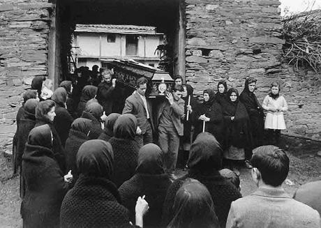 La cultura de la muerte en Aliste La cultura de la muerte en Aliste