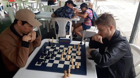 Sebastian Mihajlov es el Rey Callejero en su segundo domingo Sebastian Mihajlov es el Rey Callejero en su segundo domingo