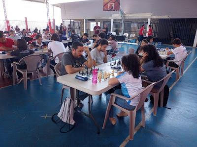 Triple empate en el peaje de Naranjo en ruta a la final de cuarta división