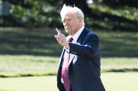 Trump, sobre los ataques de EEUU contra supuestas narcolanchas: «No se trata solo de Venezuela»