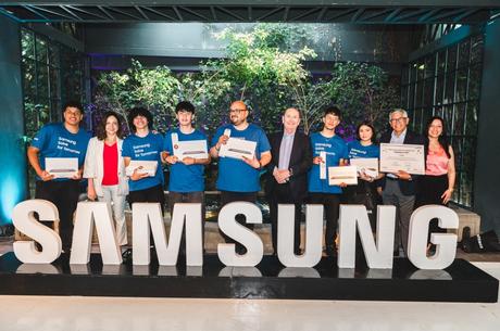 Samsung Solve For Tomorrow premia a inventoras de Ñuble