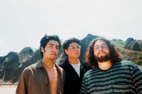 Salto de fe: Reseña de Todas las tardes que nos robó el fuego (EP)