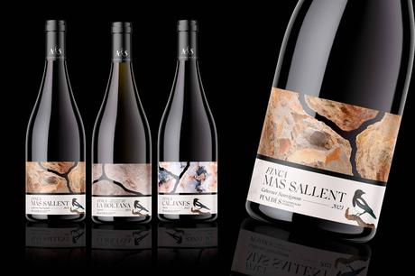 Las historias que se esconden detrás de cada diseño de etiqueta de vino conectan emociones Las historias que se esconden detrás de cada diseño de etiqueta de vino conectan emociones